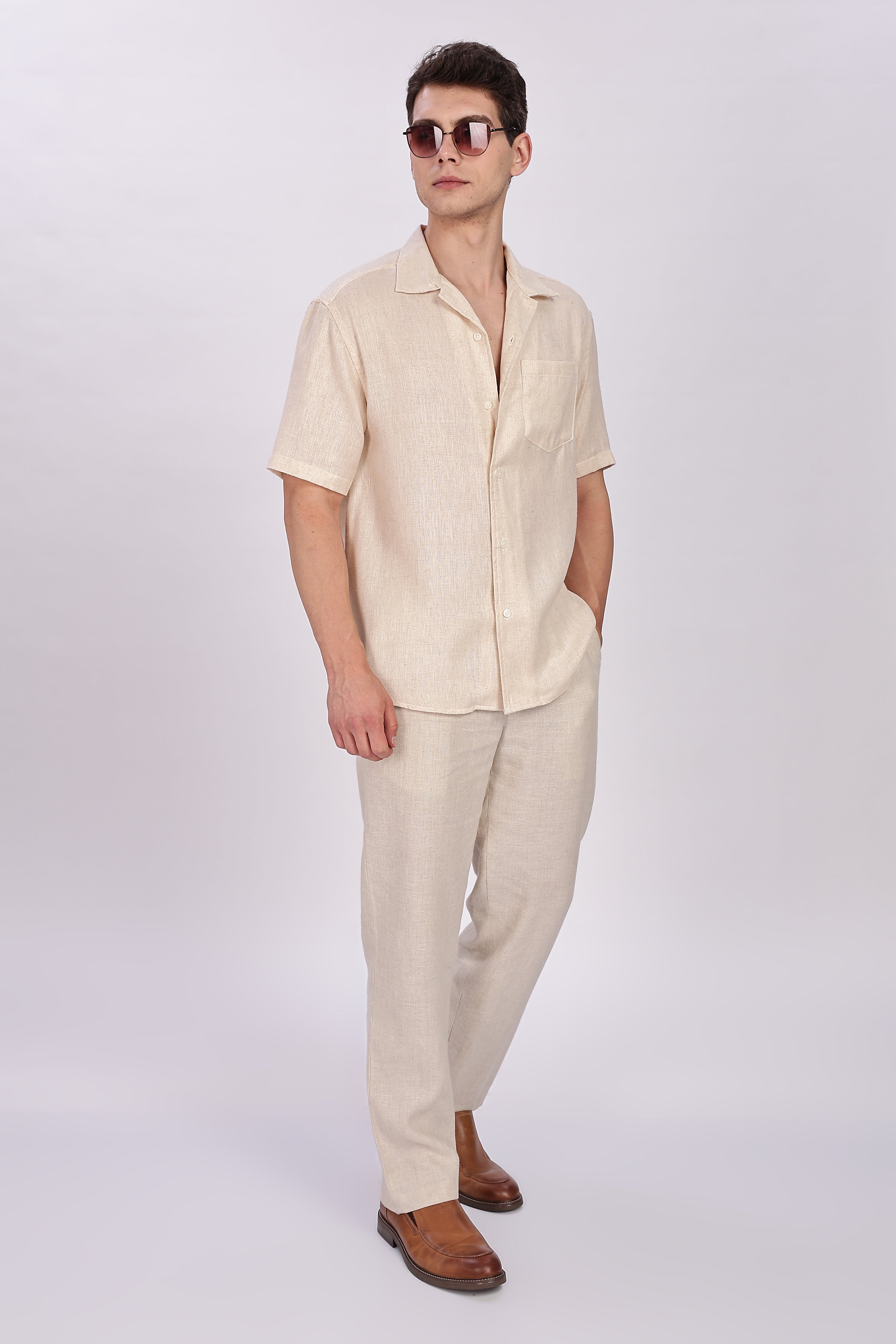 Slub Linen Cat Embroidery Shirt