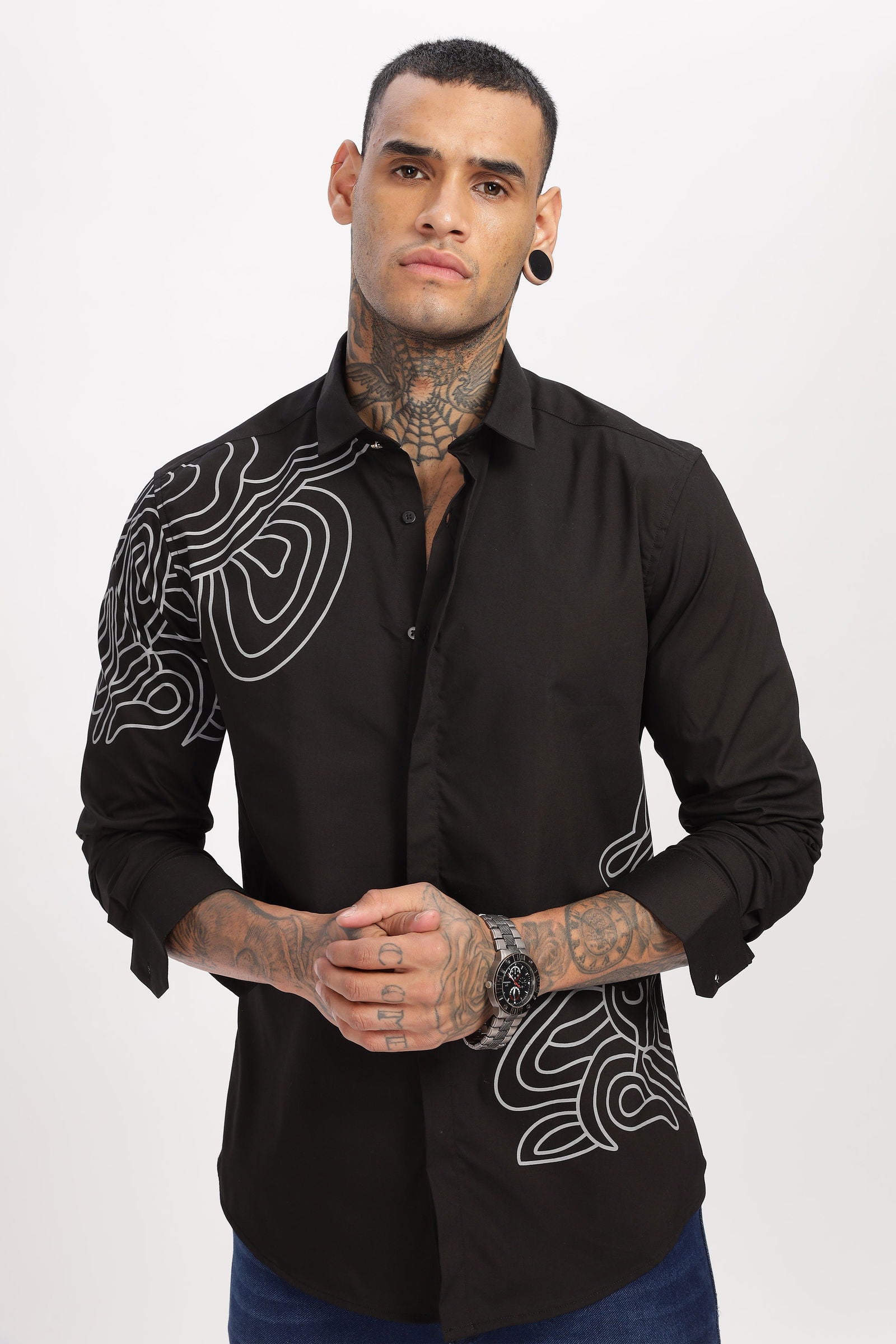 Organic Curves Black Shirt - Three Days
