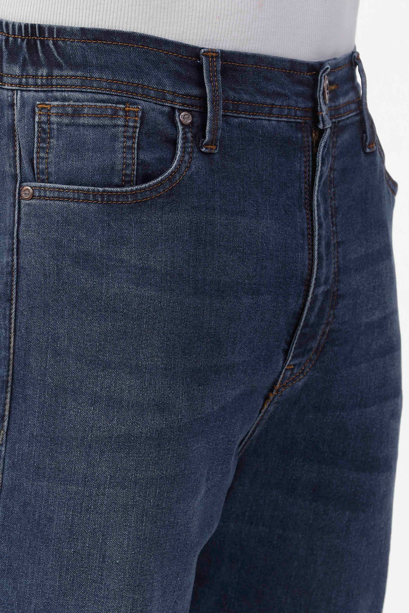 Slouchy Fit Blue Jean - Three Days